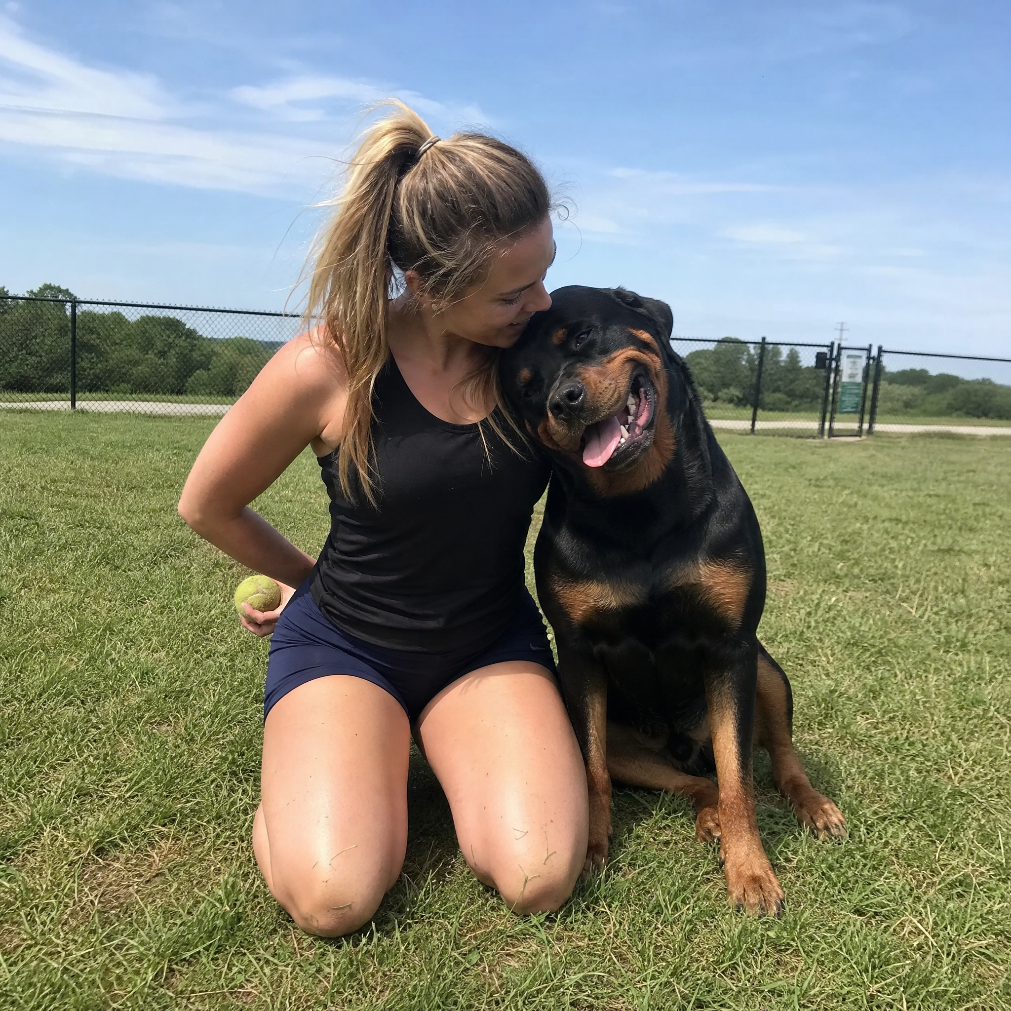 Sarah & Lola